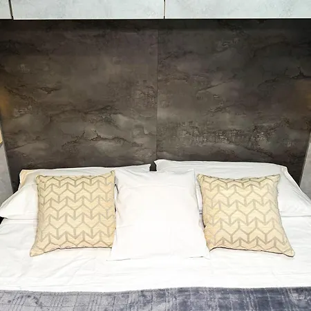 Amigos 3* リド・ディ・オスティア